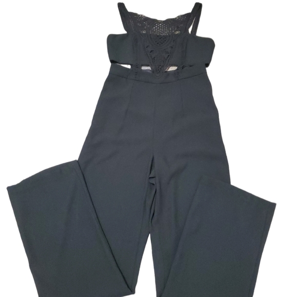 Aidan Mattox Cut Out Top Black Lace High Waist Jumpsuit - Picture 2 of 14